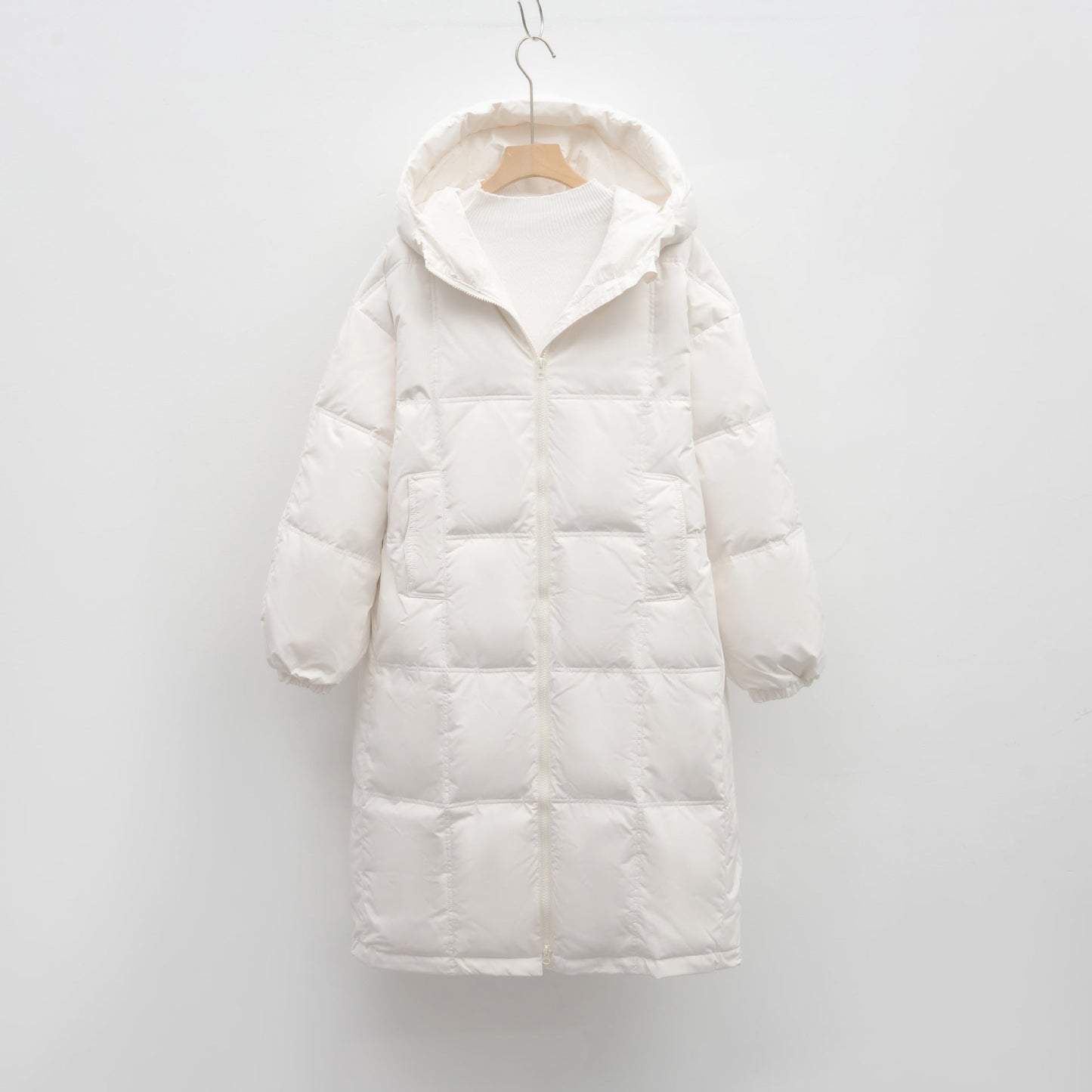 Chiara Dames lange gewatteerde winterjas – warme jas met capuchon en ritszakken