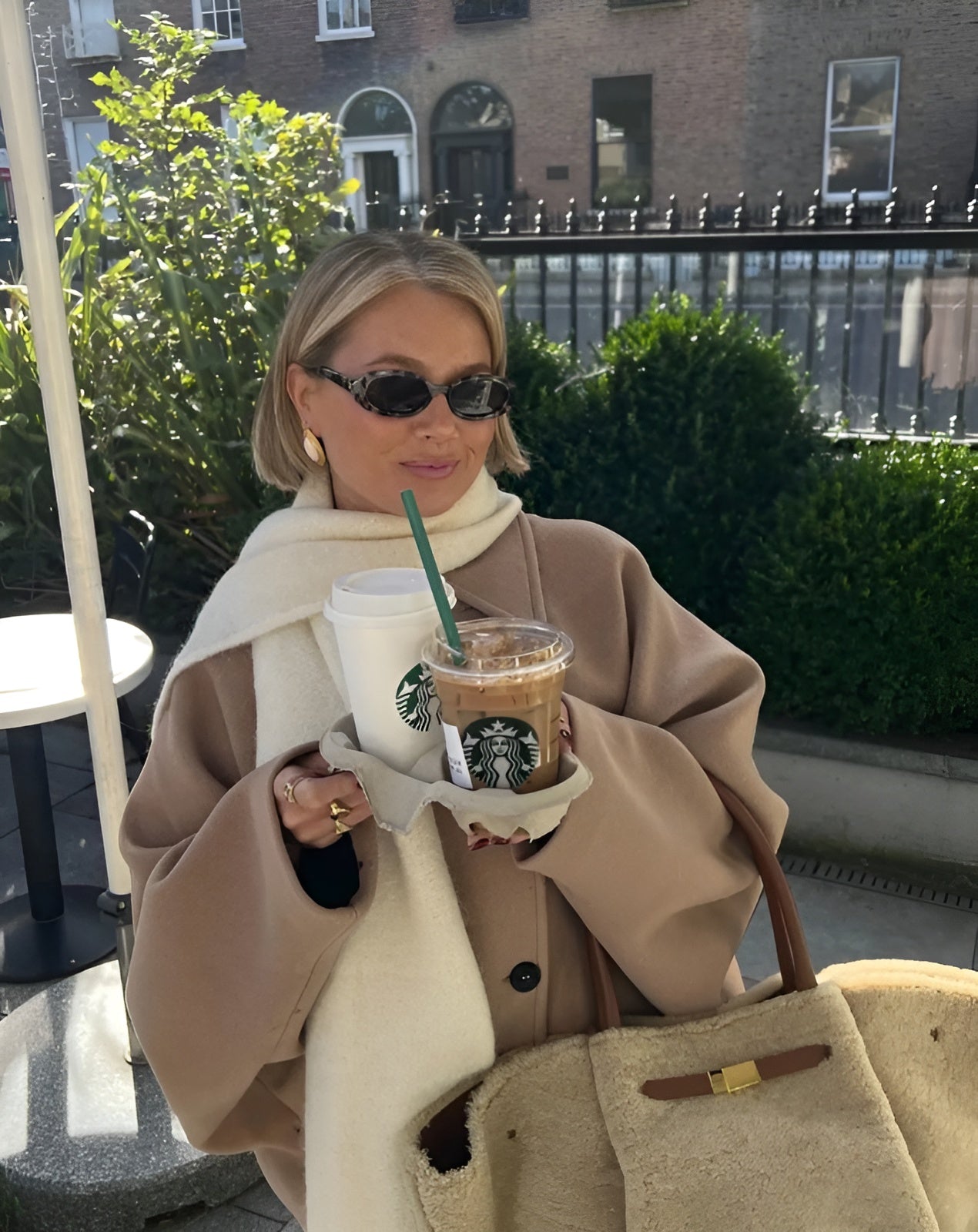 Alessia dames oversized winterjas – trendy wollen jas in beige of zwart