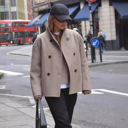 Cropped winterjas dames – moderne korte winterjas met stijlvolle pasvorm van Alessia