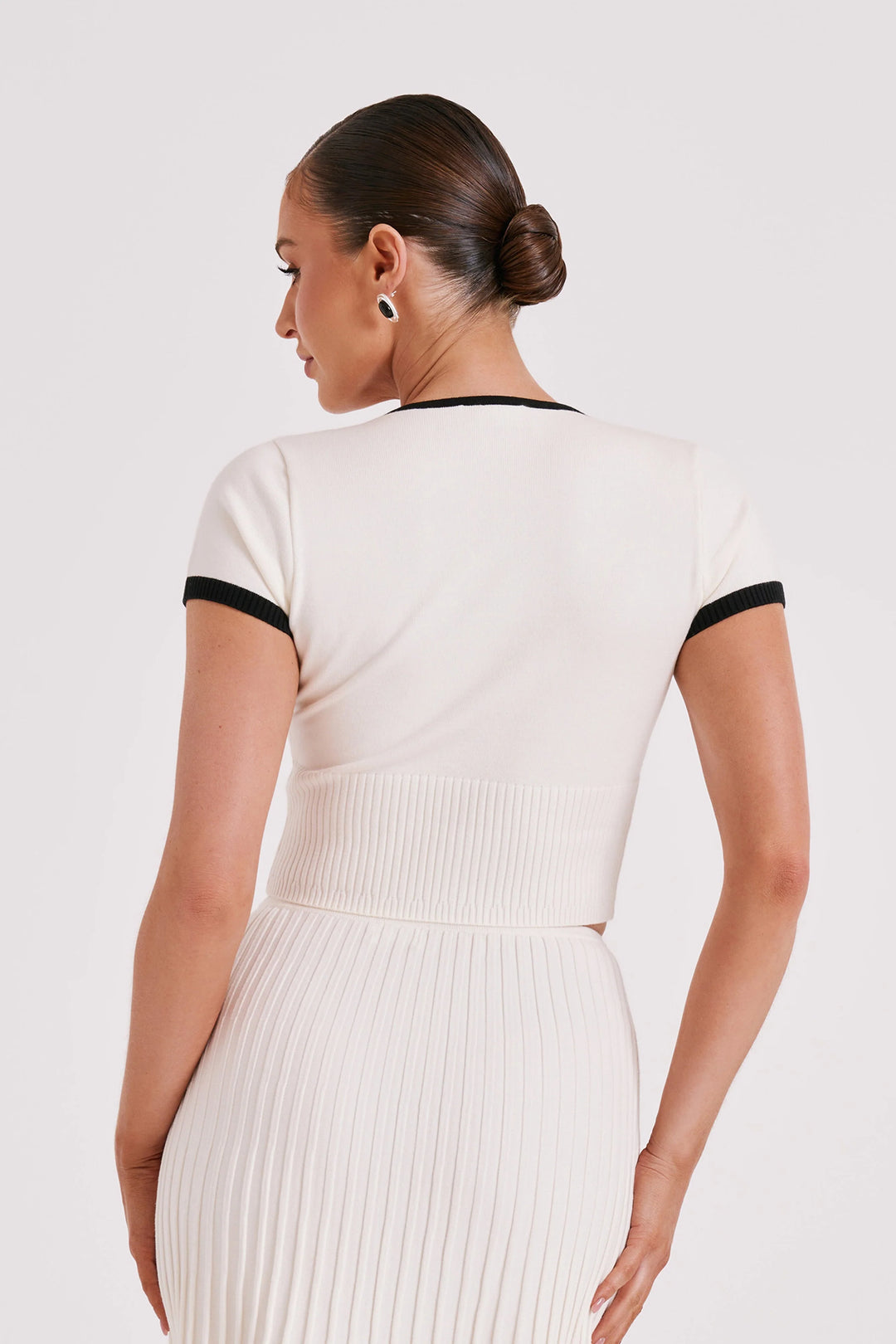 Raffaela Set | V-Hals Crop Top en Lange Plooirok in Ribgebreide Stof