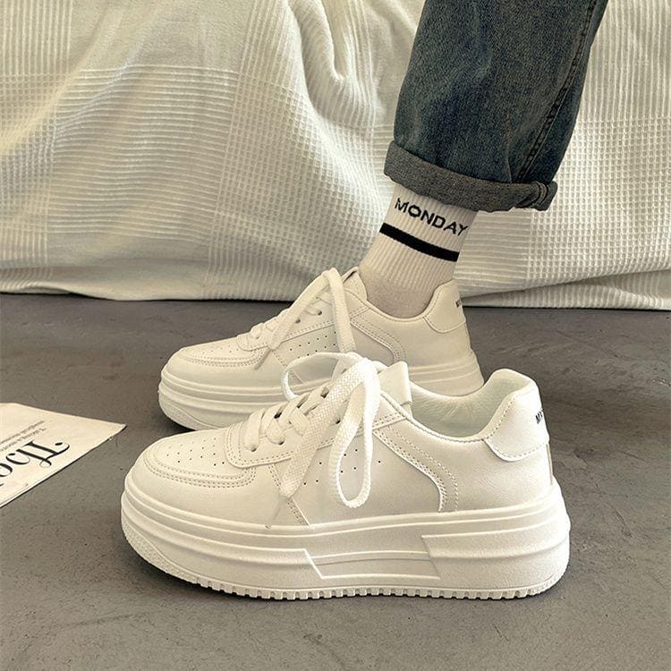 Luna Sneakers | Witte Dames Schoenen met Dikke Zool en Koreaans Design